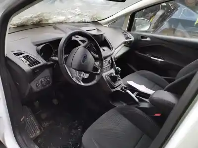 Здавання транспортного засобу ford c-max (ceu) trend plus року 2016 потужний m1da