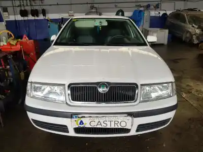 Здавання транспортного засобу SKODA OCTAVIA BERLINA (1U2) Ambiente року 2002 потужний ALH