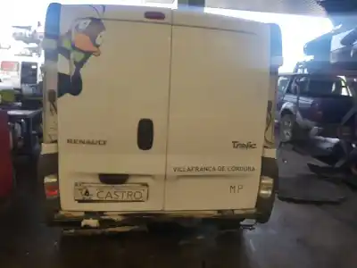 Veicolo di demolizione renault trafic combi (ab 4.01) generation privilege  combi corto dell'anno 2007 alimentato m9r780