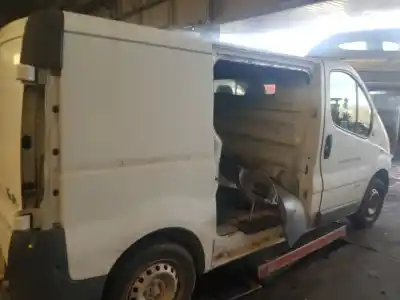 Veicolo di demolizione renault trafic combi (ab 4.01) generation privilege  combi corto dell'anno 2007 alimentato m9r780