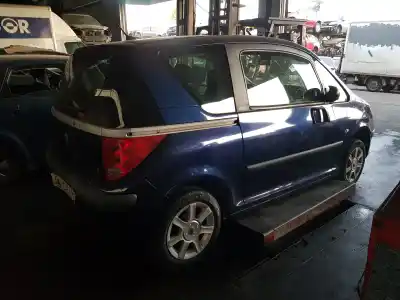 Veículo de Sucata peugeot 1007 1.4 do ano 2005 alimentado kfvtu3jp