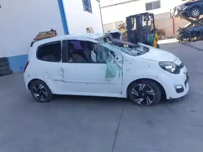 Veicolo di demolizione renault twingo emotion dell'anno 2013 alimentato d4f772