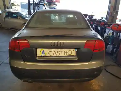 Veículo de Sucata audi a4 berlina (8e) 2.0 tdi 16v (103kw) do ano 2005 alimentado blb