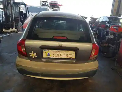 Veicolo di demolizione kia rio ipanema berlina dell'anno 2003 alimentato g/a3d