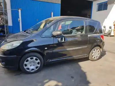Sloopvoertuig peugeot 1007 dolce van het jaar 2005 aangedreven nfutu5jp4