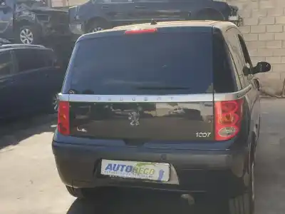 Sloopvoertuig peugeot 1007 dolce van het jaar 2005 aangedreven nfutu5jp4