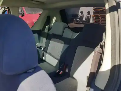 Sloopvoertuig peugeot 1007 dolce van het jaar 2005 aangedreven nfutu5jp4