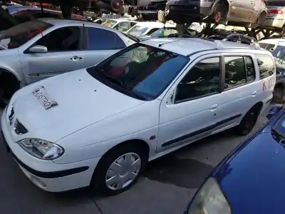 Здавання транспортного засобу renault megane i fase 2 grandtour (ka..) 1.6 16v authentique року 2002 потужний k4m701