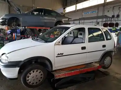 Veículo de Sucata opel combo (corsa b) 1.4 cat (2h6) do ano 1996 alimentado x14sz