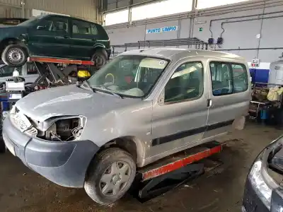 Veículo de Sucata peugeot partner (s2) 1.9 diesel do ano 2004 alimentado wjy
