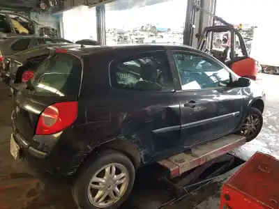 Veículo de Sucata renault clio iii 1.2 do ano 2006 alimentado d4f740