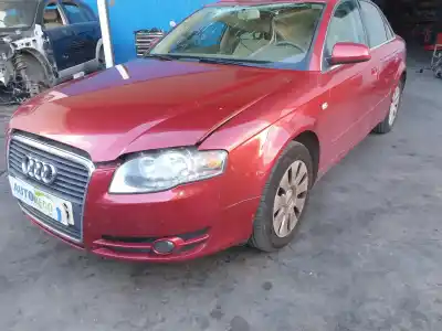 Veículo de Sucata audi a4 berlina (8e) 2.0 tdi do ano 2005 alimentado blb