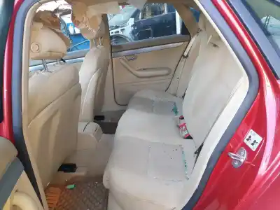 Veículo de Sucata audi a4 berlina (8e) 2.0 tdi do ano 2005 alimentado blb