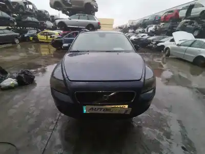 Veículo de Sucata VOLVO S40 BERLINA 2.0 D Kinetic do ano 2006 alimentado D4204T