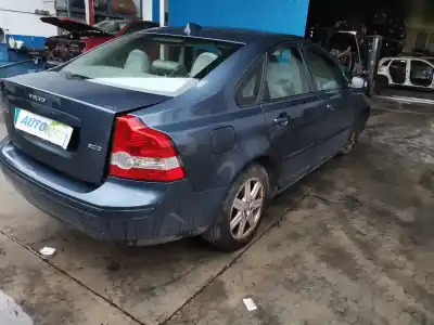 Veículo de Sucata volvo s40 berlina 2.0 d kinetic do ano 2006 alimentado d4204t