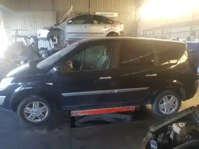 Sloopvoertuig renault scenic ii grand confort authentique van het jaar 2005 aangedreven k9k728