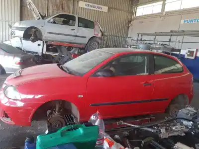 Veículo de Sucata seat ibiza (6l1) cool do ano 2002 alimentado asy