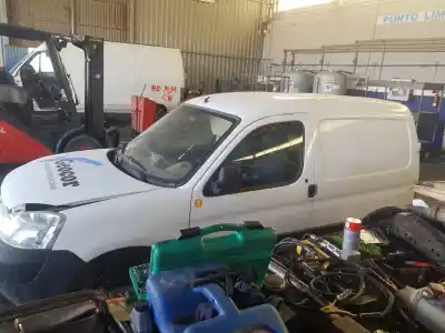 Veículo de Sucata peugeot partner (s2) combi plus do ano 2008 alimentado 9hx