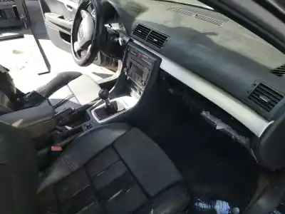 Veículo de Sucata audi a4 berlina (8e) 1.9 tdi do ano 2007 alimentado brb