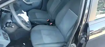 Sloopvoertuig ford fiesta (cb1) ambiente van het jaar 2011 aangedreven kvja