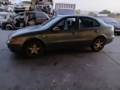 Veicolo di demolizione seat toledo (1m2) signo dell'anno 2004 alimentato asz