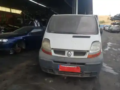 Veículo de Sucata RENAULT TRAFIC COMBI (AB 4.01) 6 - plazas (L2H1) acristalado parcial 2.9t Combi largo do ano 2004 alimentado G9U730