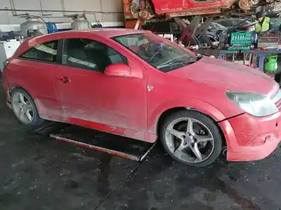 Veicolo di demolizione opel astra gtc cosmo dell'anno 2005 alimentato z19dt