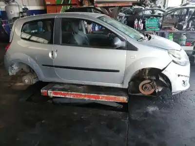 Scrapping Vehicle renault twingo authentique of the year 2008 powered d4f772