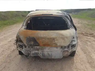 Veículo de Sucata peugeot 308 access do ano 2012 alimentado 9hp