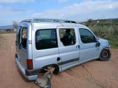 Scrapping Vehicle peugeot partner (s2) combi plus of the year 2003 powered rhy
