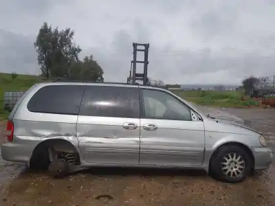 Здавання транспортного засобу kia carnival ii 2.9 cdri ex року 2003 потужний d/j3