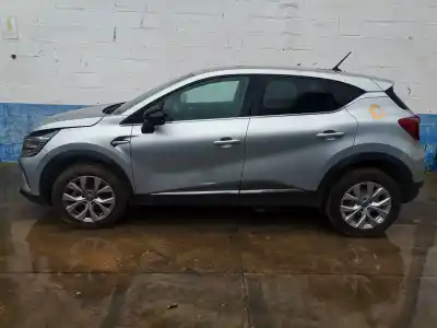 Veículo de Sucata renault captur ii techno do ano 2021 alimentado h5h490