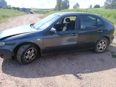 Veículo de Sucata seat leon (1m1) signo do ano 2001 alimentado azd