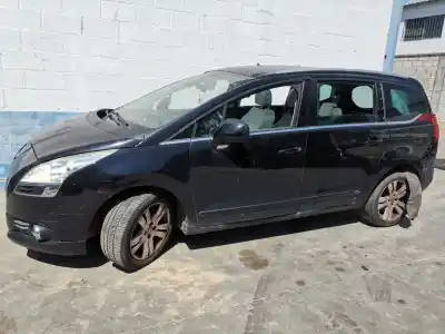 Veículo de Sucata peugeot 5008 confort do ano 2010 alimentado 9hzdv6ted4