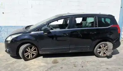 Veículo de Sucata peugeot 5008 confort do ano 2010 alimentado 9hzdv6ted4