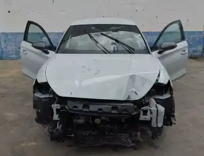 Veicolo di demolizione seat leon (kl1) fr dell'anno 2025 alimentato dfya