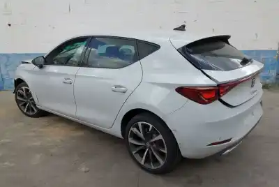 Veicolo di demolizione seat leon (kl1) fr dell'anno 2025 alimentato dfya