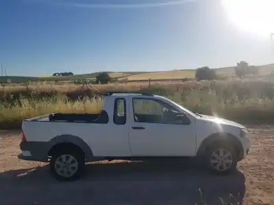 Véhicule à la ferraille fiat strada (278) 199b1000 de l'année 2014 alimenté 199b1000