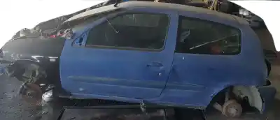 Здавання транспортного засобу renault clio ii fase ii (b/cb0) authentique року 2006 потужний d4f722