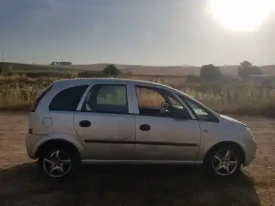 Veículo de Sucata opel meriva cosmo do ano 2004 alimentado y17dt