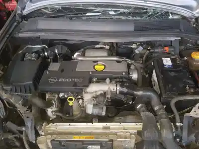 Veículo de Sucata opel zafira a blue line do ano 2005 alimentado y20dth