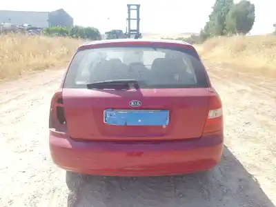 Veículo de Sucata kia cerato 1.6 lx familiar do ano 2005 alimentado g4ed