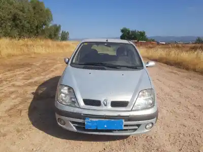 Hurda Aracı RENAULT MEGANE I FASE 2 BERLINA (BA0) (1999->)  Yılın 2002 güçlü FQ9744