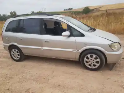 Scrapping Vehicle opel zafira a blue line of the year 2004 powered y20dth