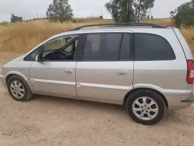 Scrapping Vehicle opel zafira a blue line of the year 2004 powered y20dth