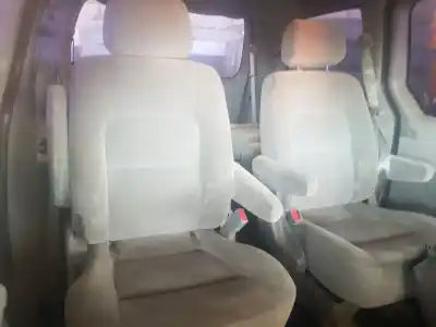 Здавання транспортного засобу kia carnival ii 2.9 cdri ex року 2005 потужний j3