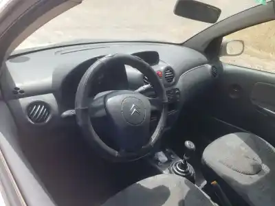 Veículo de Sucata citroen c2 audace do ano 2005 alimentado 8hx