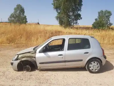 Здавання транспортного засобу renault clio ii fase ii (b/cb0) base authentique року 2005 потужний d4f722