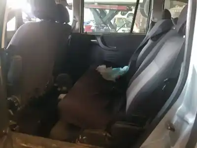 Veículo de Sucata opel zafira a club do ano 2004 alimentado y 20 dth