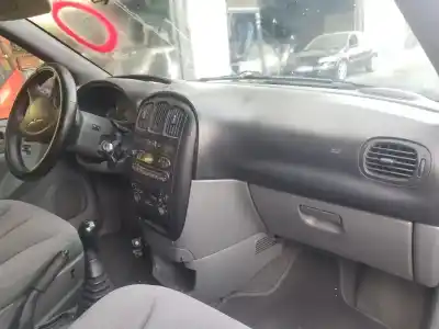 Veículo de Sucata chrysler voyager (rg) 2.5 crd lx do ano 2007 alimentado enj